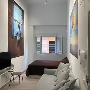 Golondrinas De Apartamento