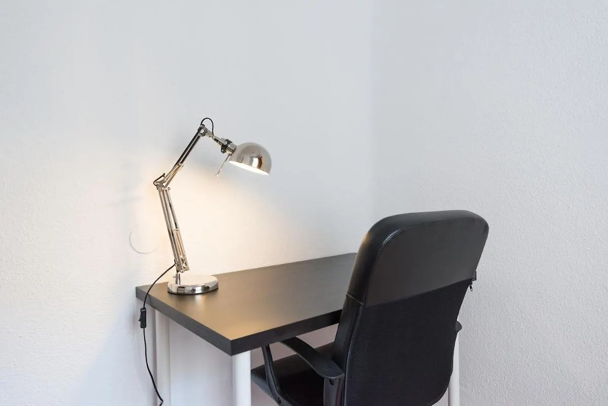 Apartment With Work/Study Room Close To Old Town Màlaga